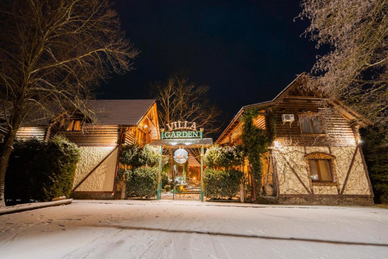 Villa Garden Hotel Солочин Экстерьер фото